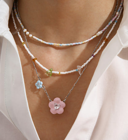 Flower Pendant With Diamond Insets Necklace